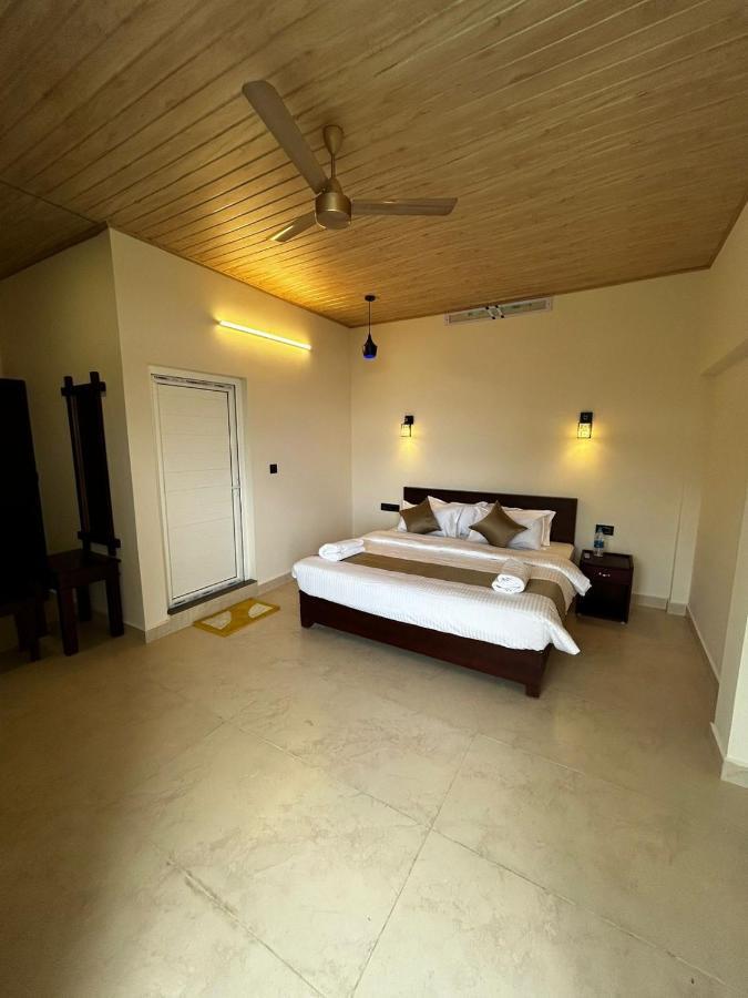 Wild Elephant Resort Kallar Vattiyar Bagian luar foto