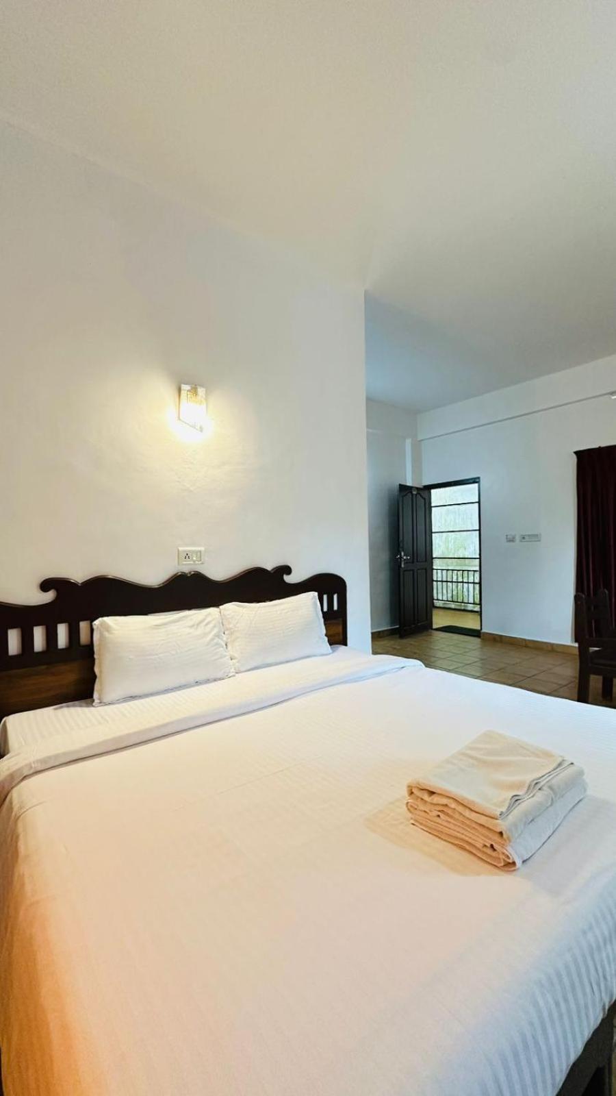 Wild Elephant Resort Kallar Vattiyar Bagian luar foto