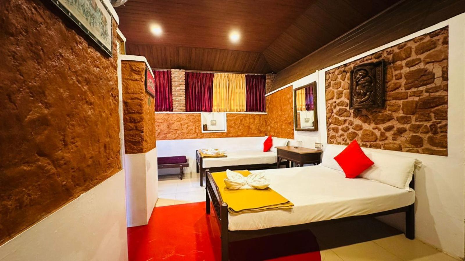 Wild Elephant Resort Kallar Vattiyar Bagian luar foto